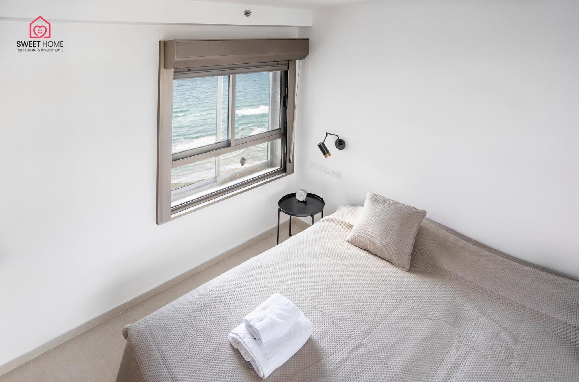 Luxury Apartments' In Нетания Экстерьер фото