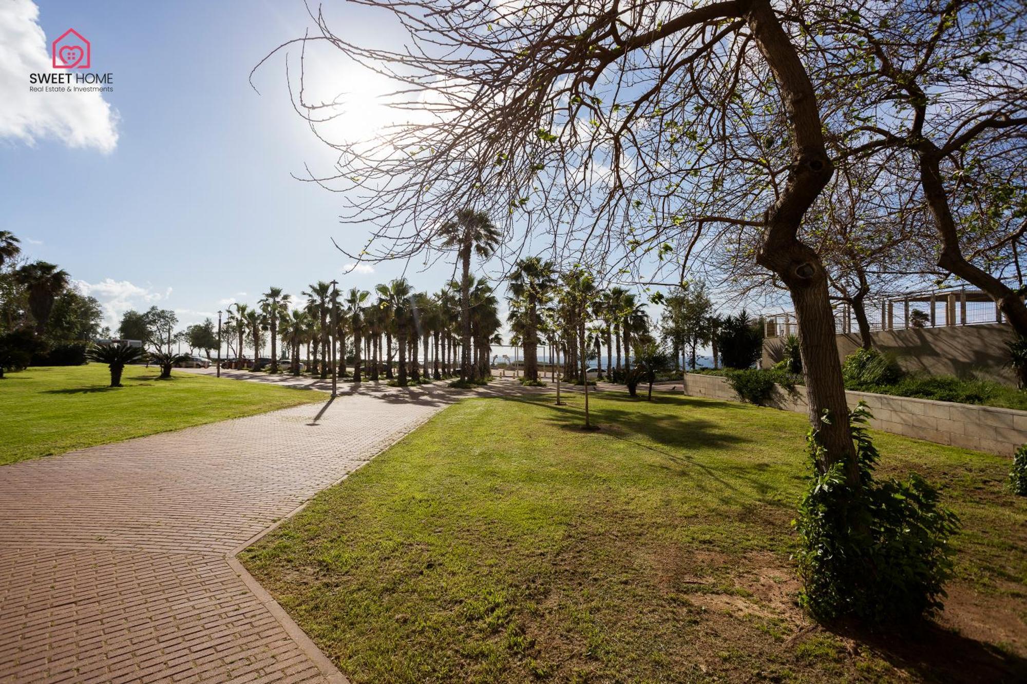 Luxury Apartments' In Нетания Экстерьер фото