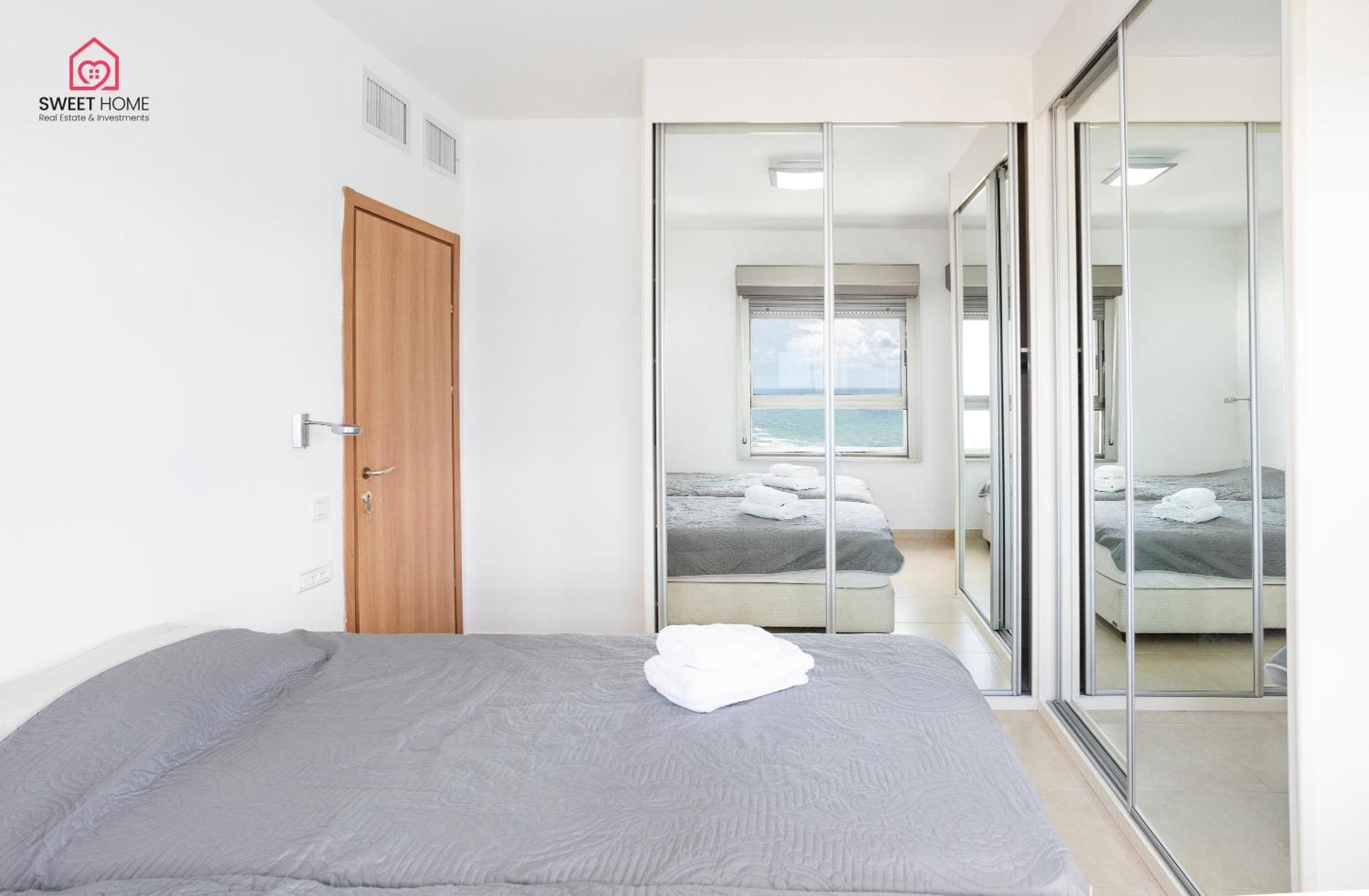 Luxury Apartments' In Нетания Экстерьер фото
